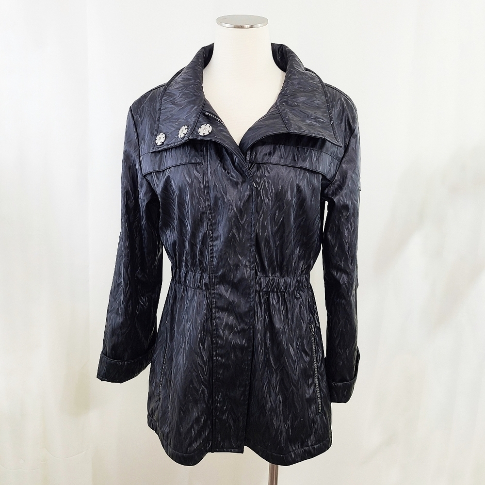 Skea luxury ski jacket black carbon fiber shiny zip front size 8
